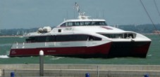 Red Funnel Jet rot