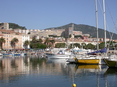 Fährhafen von Ajaccio